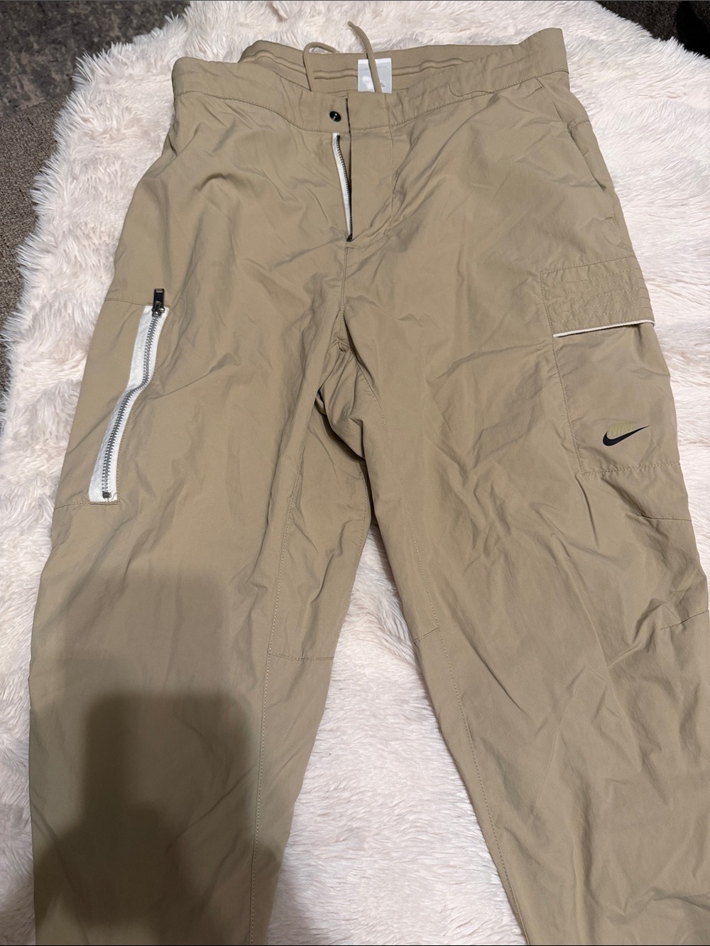 Nike Men’s Khaki Cargo Pants with Zip Pocket